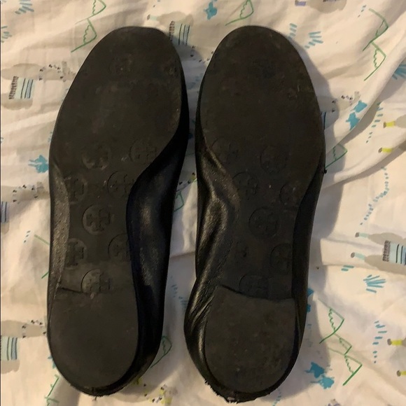 Tory Burch flats size 7 - Picture 2 of 7